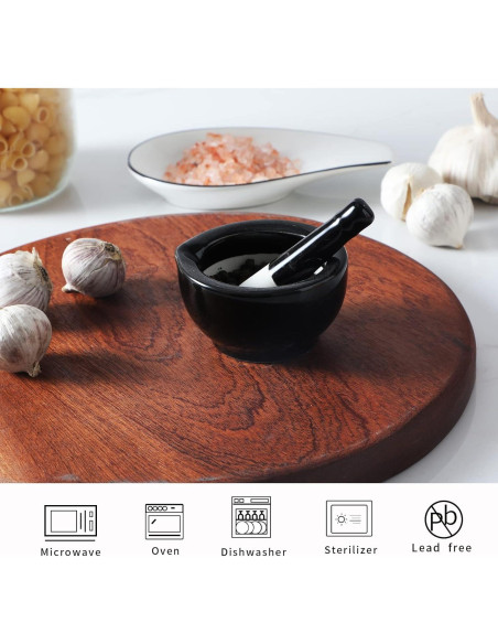 Conjunto de Mortero y Mano ONTUBE Cerámica 8.13 cm Negro