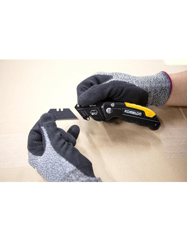 Cuchillo de Utilidad Plegable Komelon UDF-N6 con 4 Cuchillas