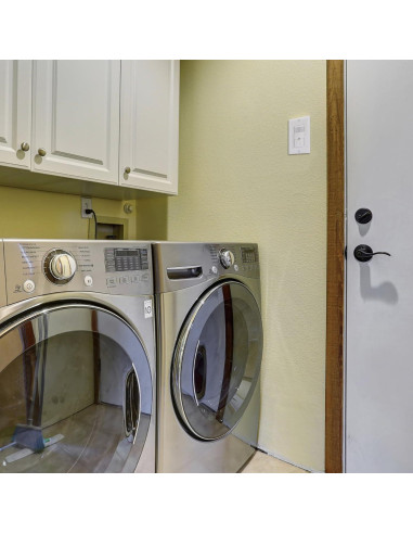 Sensor PIR Intermatic IOS-DOV-NL-IV con luz nocturna marfil