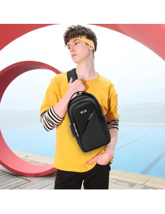 Mochila de Senderismo DUSLANG 13L con Carga USB - Negra 2