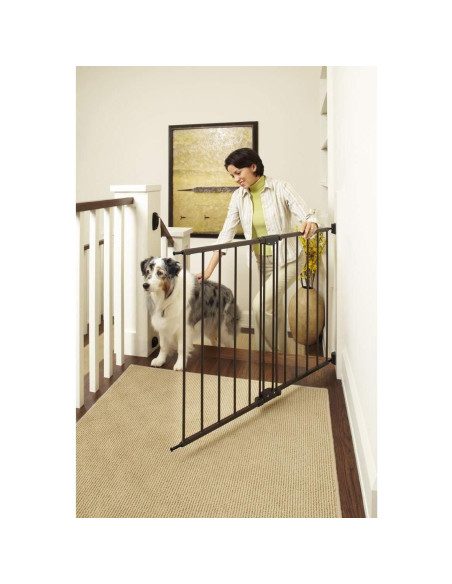 Puerta para Mascotas North States Windsor 73-121 cm Bronce Mate Puerta para Mascotas North States Windsor 73-121 cm Bronce Mate