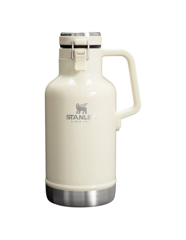 Growler Stanley Easy-Pour 1.89 L Acero Inoxidable Aislado