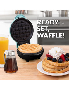 Mini Waffle Maker Nostalgia Aqua 12.7 cm Superficie Doble 2
