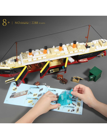 Juego de Bloques Titanic LeBrickCrt 2288 Piezas con Luz LED