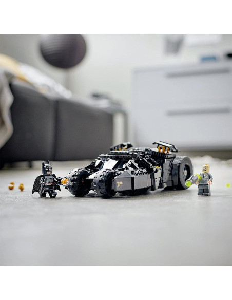 LEGO Batman Batmóvil Tumbler 76239 con Minifiguras