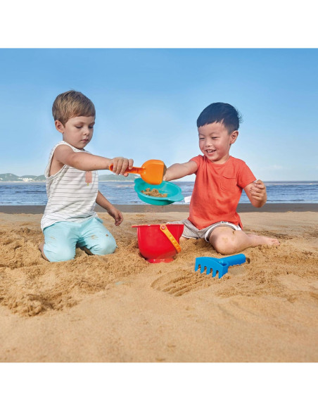 Conjunto de Juguetes de Arena Hape Beach Basics - Cubo, Pala, Rastrillo y Tamiz