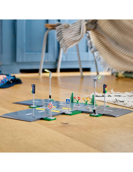 LEGO City Placas de Carretera 60304 - Set de Construcción 112 Piezas