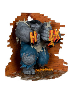 Figurita Coleccionable McFarlane Hulk 1:6 Escala con Escena