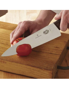 Cuchillo de Chef Victorinox 20 cm Hoja Ancha Mango Madera 2