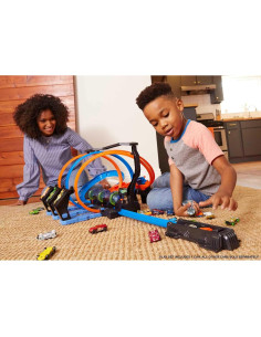 Pista de coches Hot Wheels choque en espiral con 1 coche 2