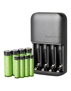 Baterías Recargables Amazon Basics 4 AA y 4 AAA con Cargador