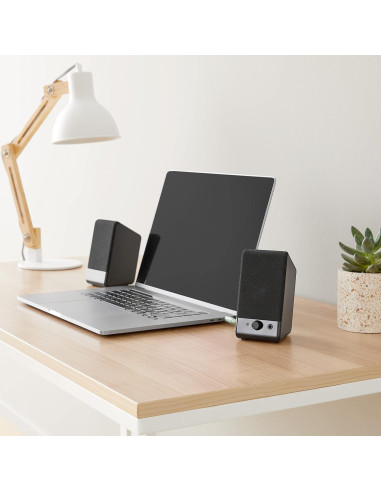 Altavoces USB Amazon Basics para computadora, negro