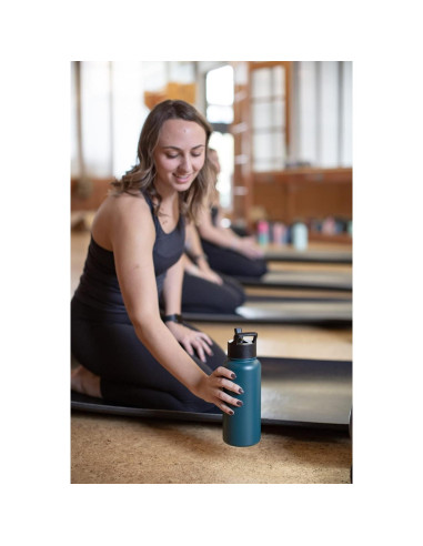 Botella de Agua Simple Modern Spider-Man 0.95L Aislada