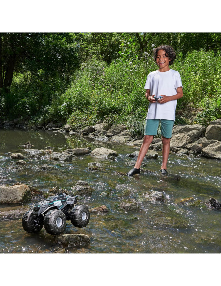 Batmobile Todo Terreno RC Spin Master 1:15 Resistente al Agua