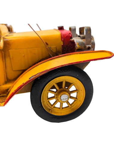 Adorno Navideño Coche Clásico Rojo Metal 27.9cm Jinyi