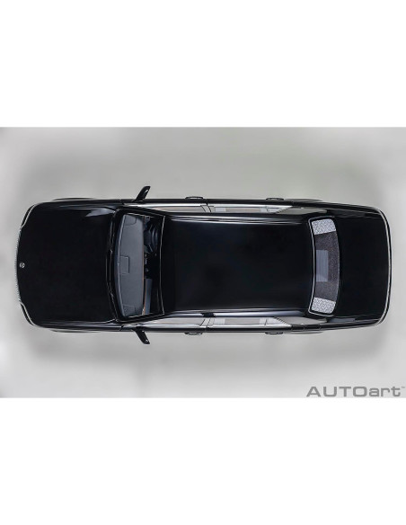 AUTOart 1/18 Century 2018 Negro con Cortina