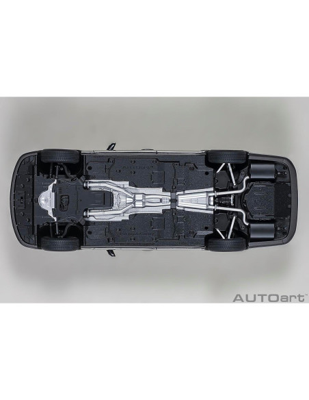 AUTOart 1/18 Century 2018 Negro con Cortina