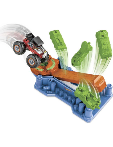 Hot Wheels Monster Trucks Lanzar y Golpear Set 1:64
