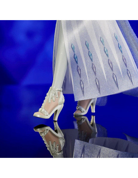 Muñeca Elsa de Disney Frozen 2 con Ropa Removible 28 cm