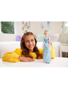 Muñeca de Moda Cenicienta Mattel 27.94 cm con Accesorios 2