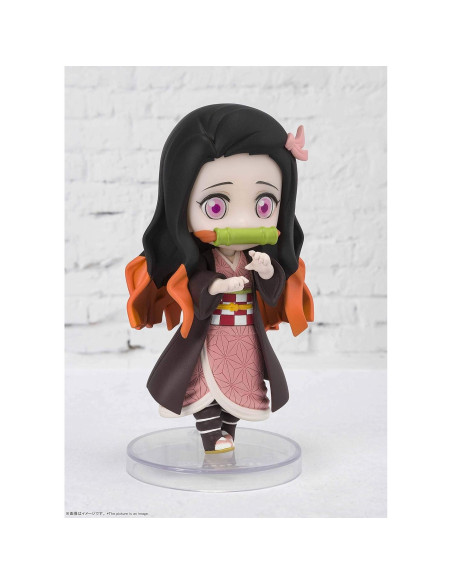 Figura de acción Kamado Nezuko Figuarts mini Bandai 10 cm