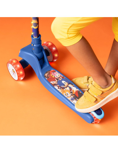 Patinete Jetson Character 3 Ruedas Luces LED Plegable