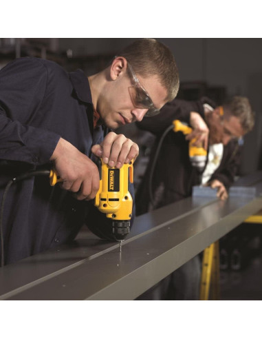 Taladro DEWALT DWD115K 8 Amperios 10mm Velocidad Variable