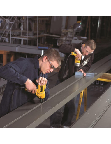 Taladro DEWALT DWD115K 8 Amperios 10mm Velocidad Variable