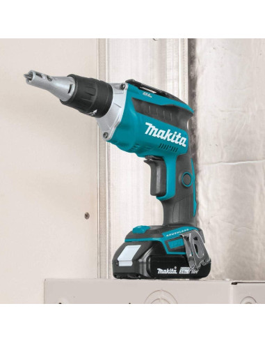 Kit Combo Inalámbrico Makita 18V LXT 2.0Ah Destornillador