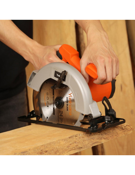Sierra Circular Eléctrica Yunirvana 11A 6000RPM 18.42cm