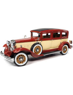 Auto World 1931 Peerless Master 8 Sedan a Escala 1:24 2