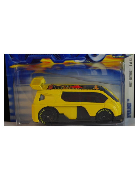 Hot Wheels Hyperliner Amarillo 2002 Die Cast 1:64 Mattel