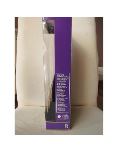 Muñeca Barbie Princesa de la Corte Francesa Mattel 34x16x7cm