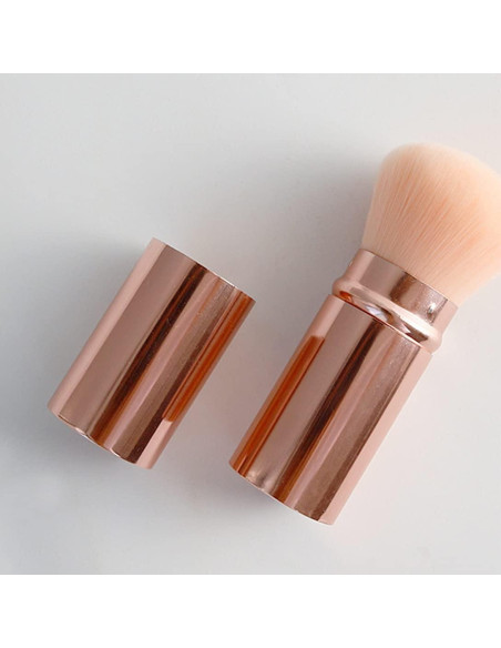 Brocha Kabuki Retráctil RN BEAUTY Oro Rosa - Cosmética Profesional Brocha Kabuki Retráctil RN BEAUTY Oro Rosa - Cosmética Profesional