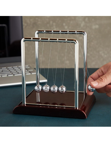 Péndulo de Newton Juvale para Escritorio 17,78 cm Alivio Estrés