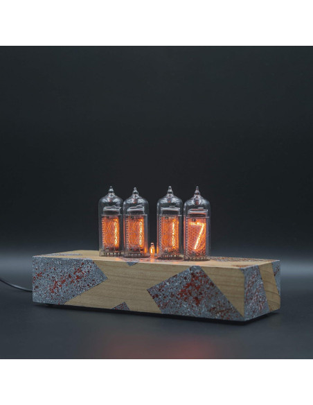 Reloj Nixie Vintage IN-14 Pintado a Mano en Caja de Madera Reloj Nixie Vintage IN-14 Pintado a Mano en Caja de Madera