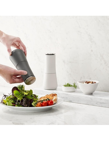 Juego de Molinillos de Sal y Pimienta Joseph Joseph 2 Pzas