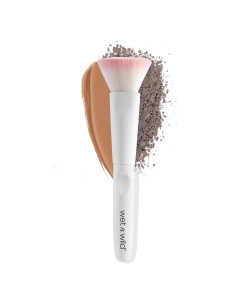 Brocha Kabuki Wet n Wild Cabeza Plana Cerdas Sintéticas