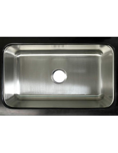 Fregadero de cocina Kingston Brass GKUS3018 76.2x45.7 cm acero inoxidable 2