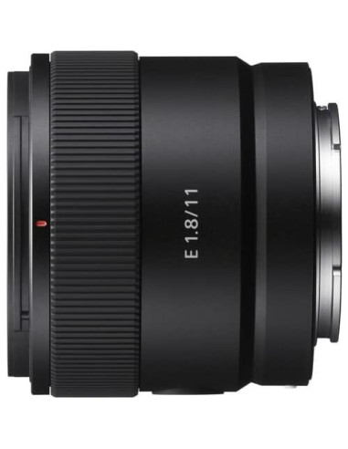 Lente Sony E 11mm F1.8 Gran Angular + Kit de Filtros 55mm