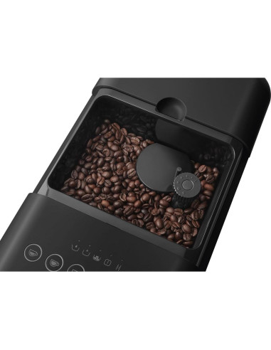 Máquina de Espresso Automática Smeg BCC13 con Molinillo y Espumador