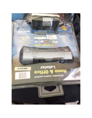 Etiquetadora Brother PT-1280 con Pantalla de 15 Caracteres