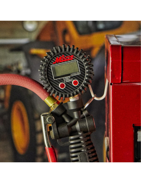 Inflador Digital de Neumáticos Milton S-576D con Manómetro