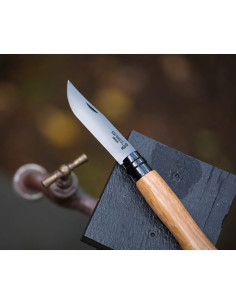 Conjunto de 10 Cuchillos Plegables OPINEL en Caja de Madera 2