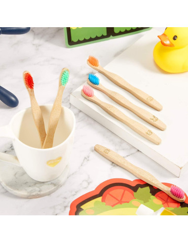 16 Cepillos de Dientes de Bambú para Niños con Cerda Suave