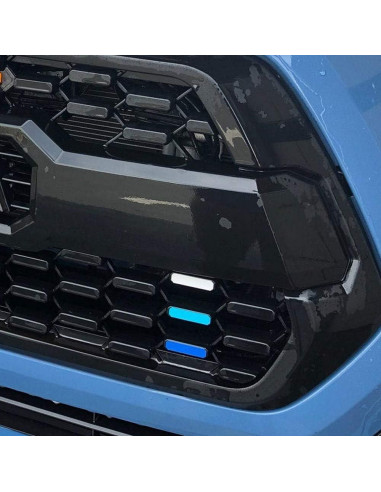Insignia de Parrilla iJDMTOY Retro 3 Colores para Toyota Tacoma 2016-23