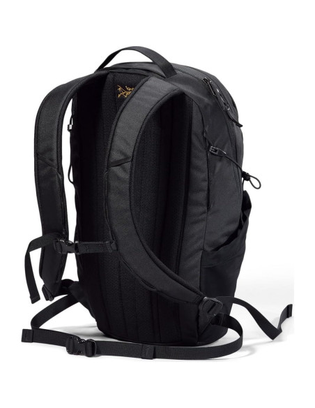 Mochila Mantis 16L Arc'teryx Unisex Negra Compacta