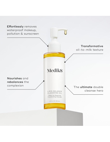 Limpiador Facial Aceite Equilibrante Medik8 133.2 g - Hidratante