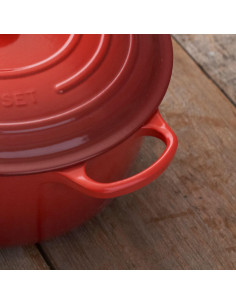 Olla de Hierro Fundido Enameled Le Creuset 12.54L Cerise 2
