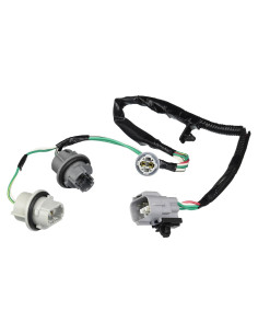 Conector y Cable Combinación Trasera Toyota 81555-0C010